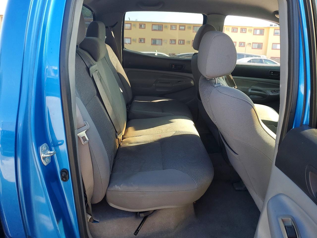 2005 Toyota Tacoma Prerunner V6