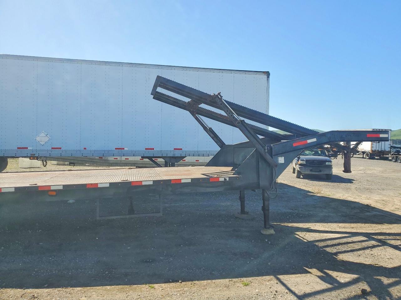 2007 Infinity 3 Car Carrier-Car Carrier
