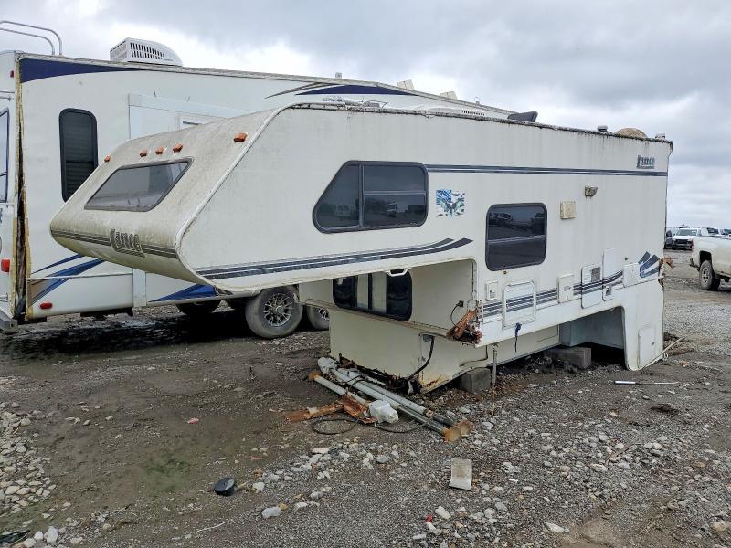 2002 Lance Camper