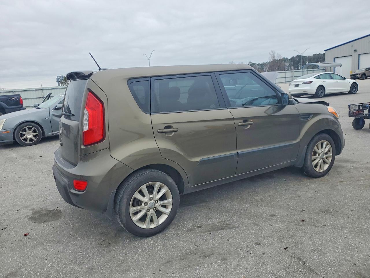 2012 KIA Soul +