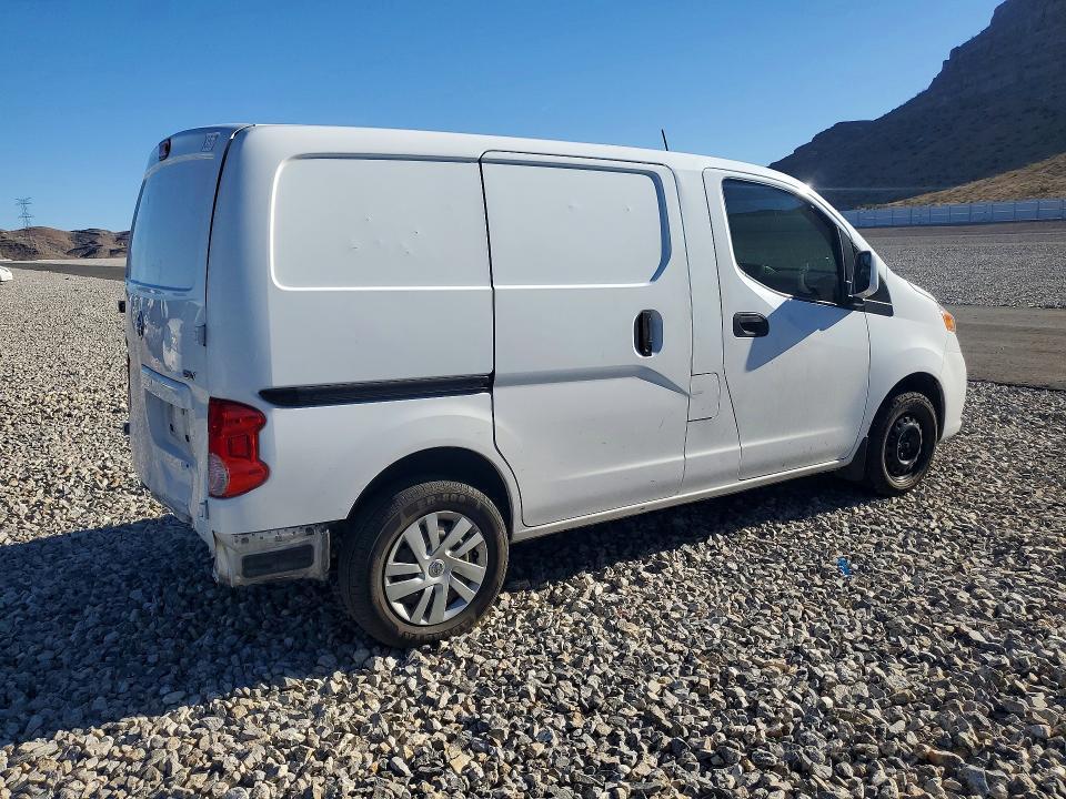 2018 Nissan NV200 SV