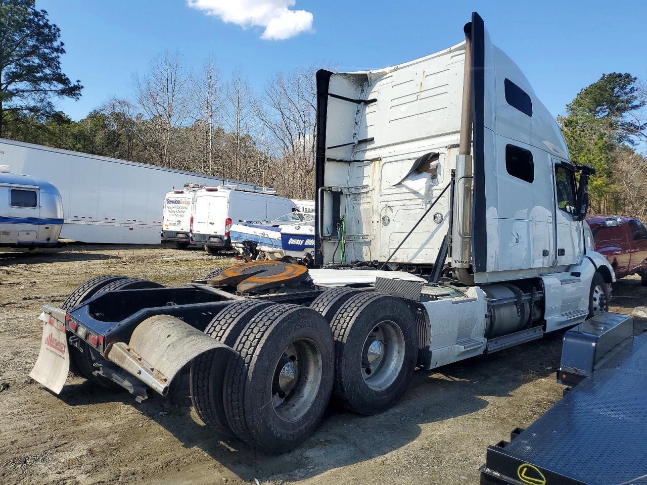 2021 Volvo VNL Semi Truck