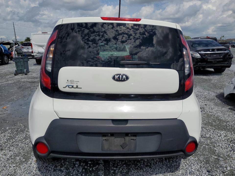 2016 KIA Soul Base