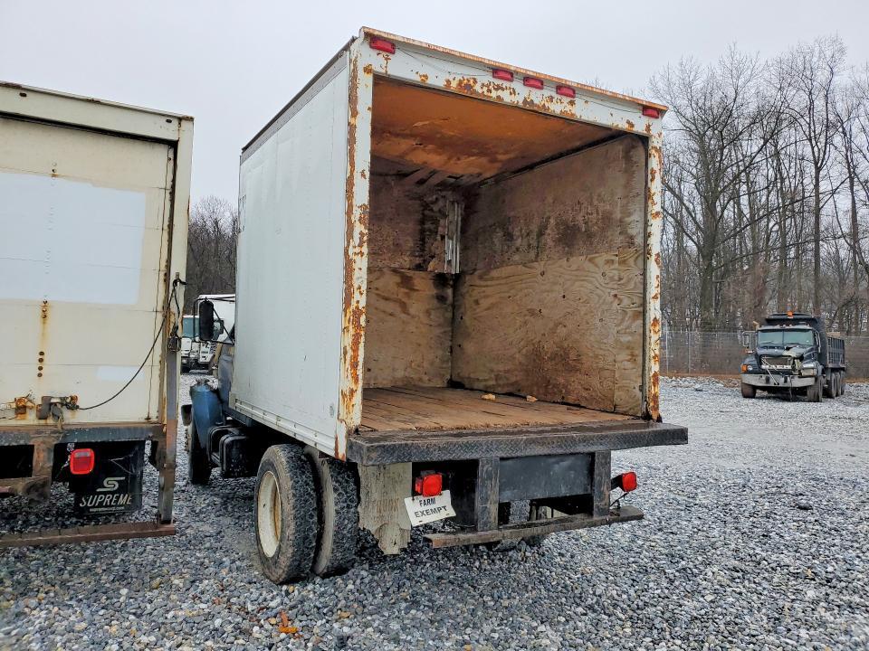 1993 Ford F700 BOX Truck
