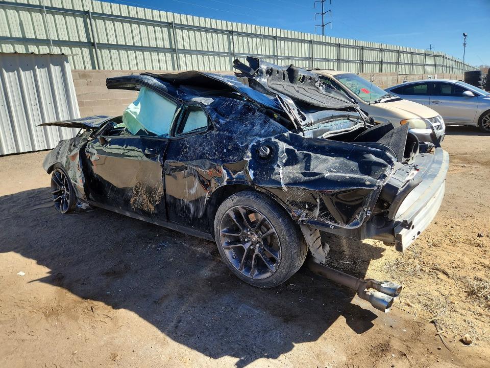 2021 Dodge Challenger r