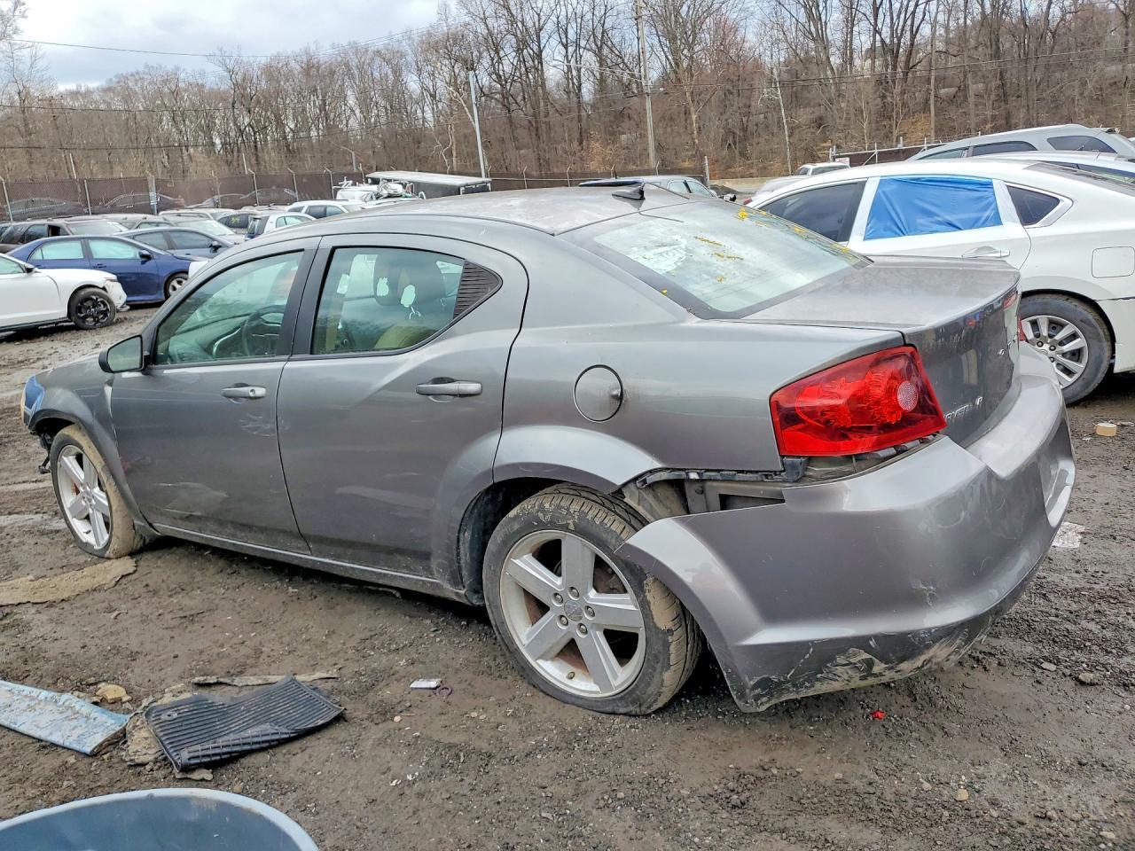 2013 Dodge Avenger se