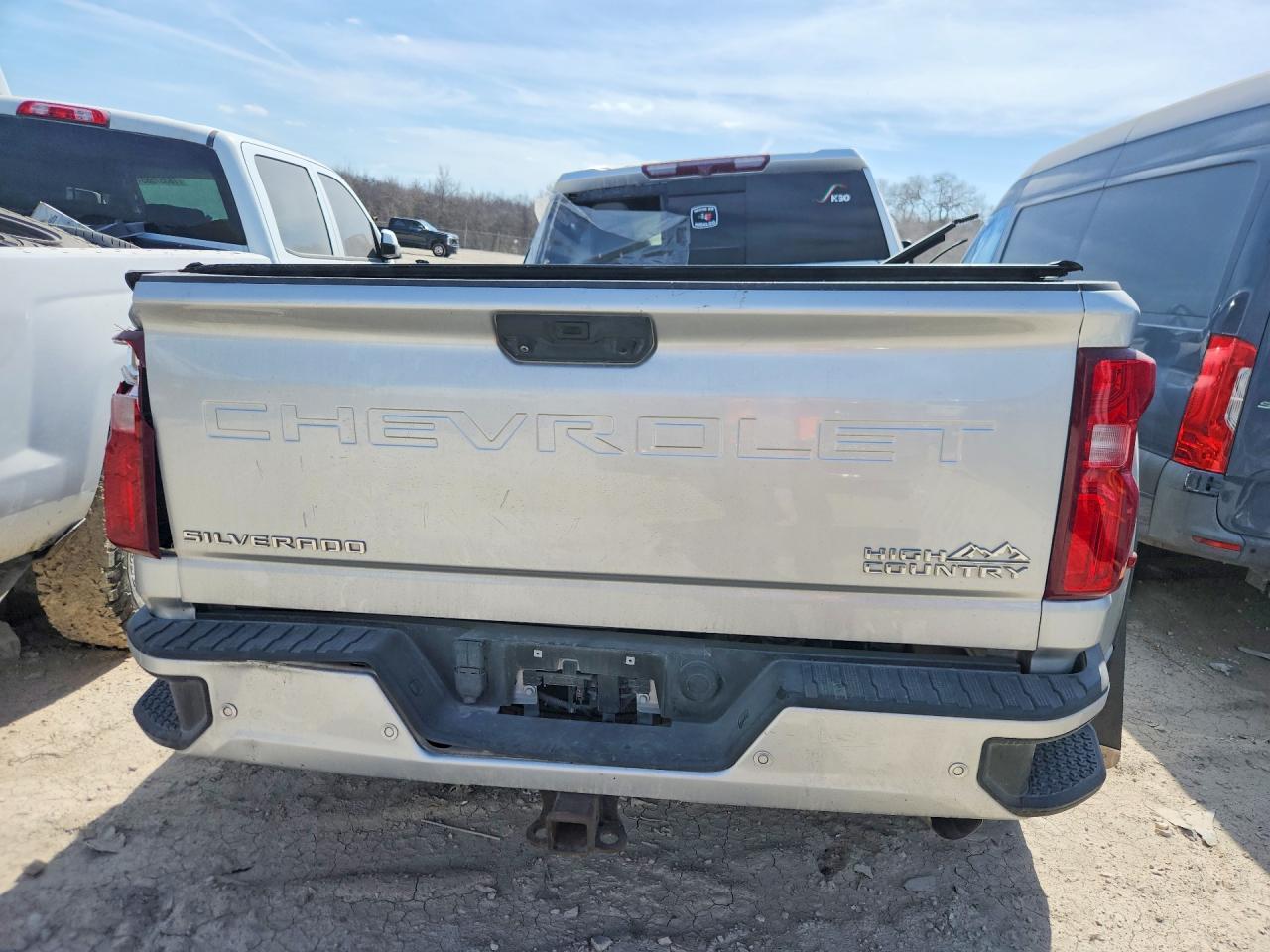 2022 Chevrolet Silverado K3500 High Country