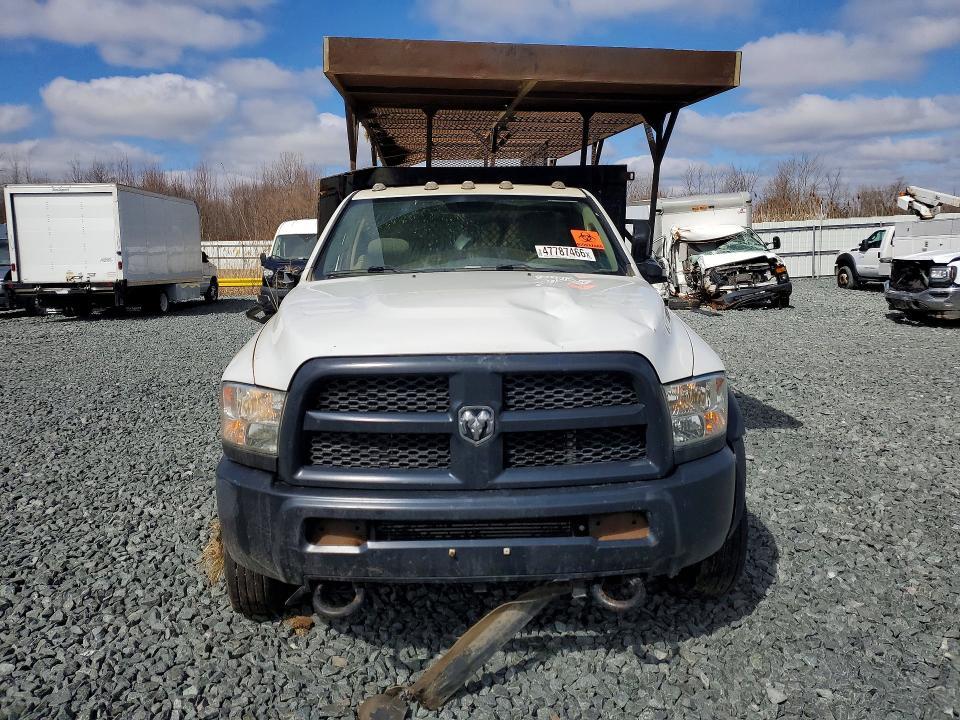 2016 Dodge RAM 5500 Flatbed Truck