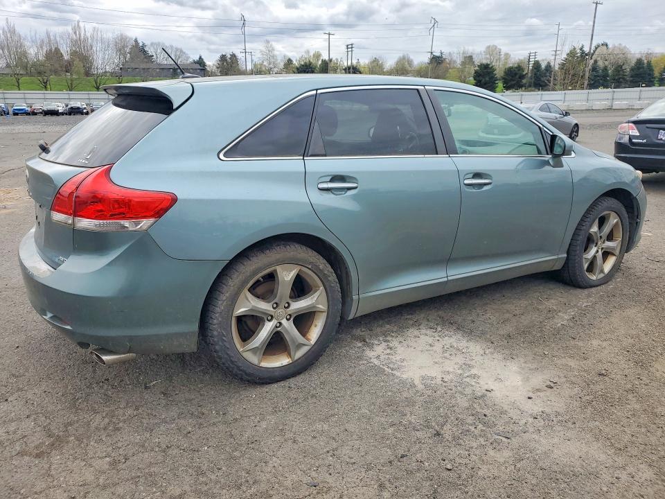 2010 Toyota Venza awd V6