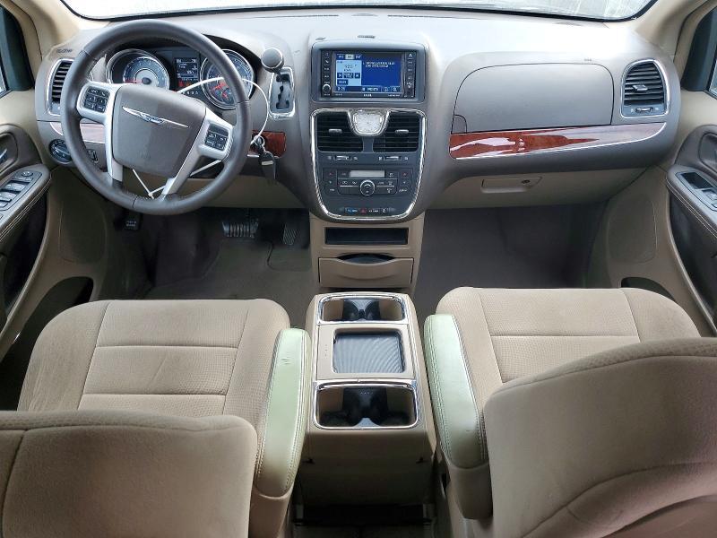 2012 Chrysler Town & Country Touring