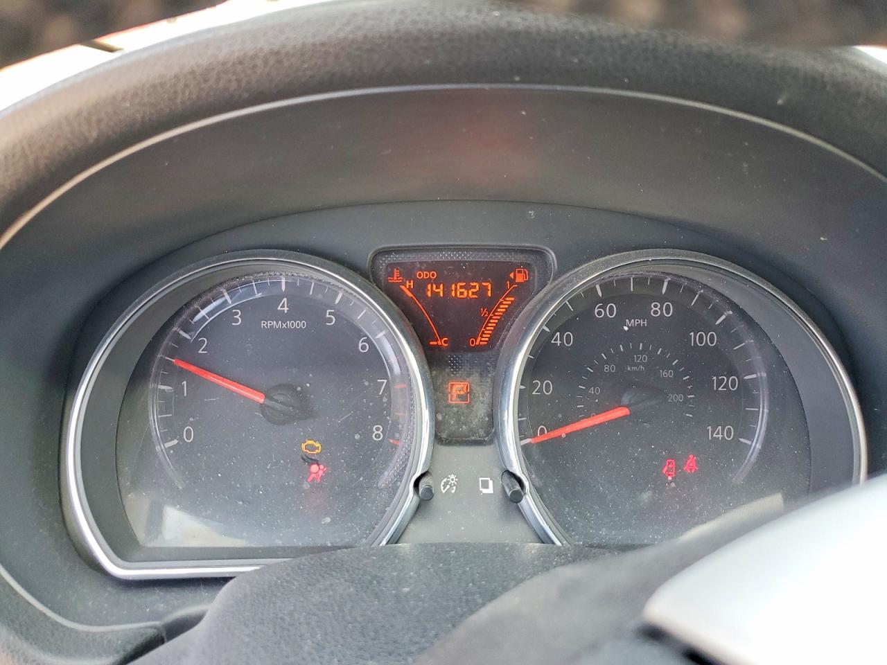 2014 Nissan Versa Note sv