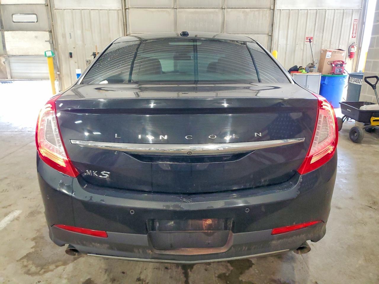 2015 Lincoln MKS