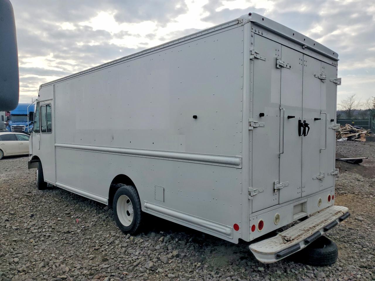 2014 Ford F59 Delivery Truck