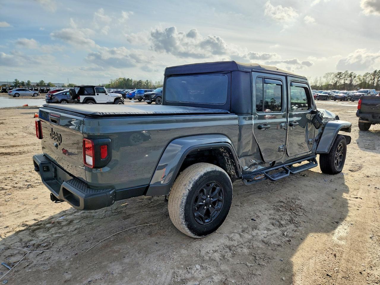 2023 Jeep Gladiator Sport