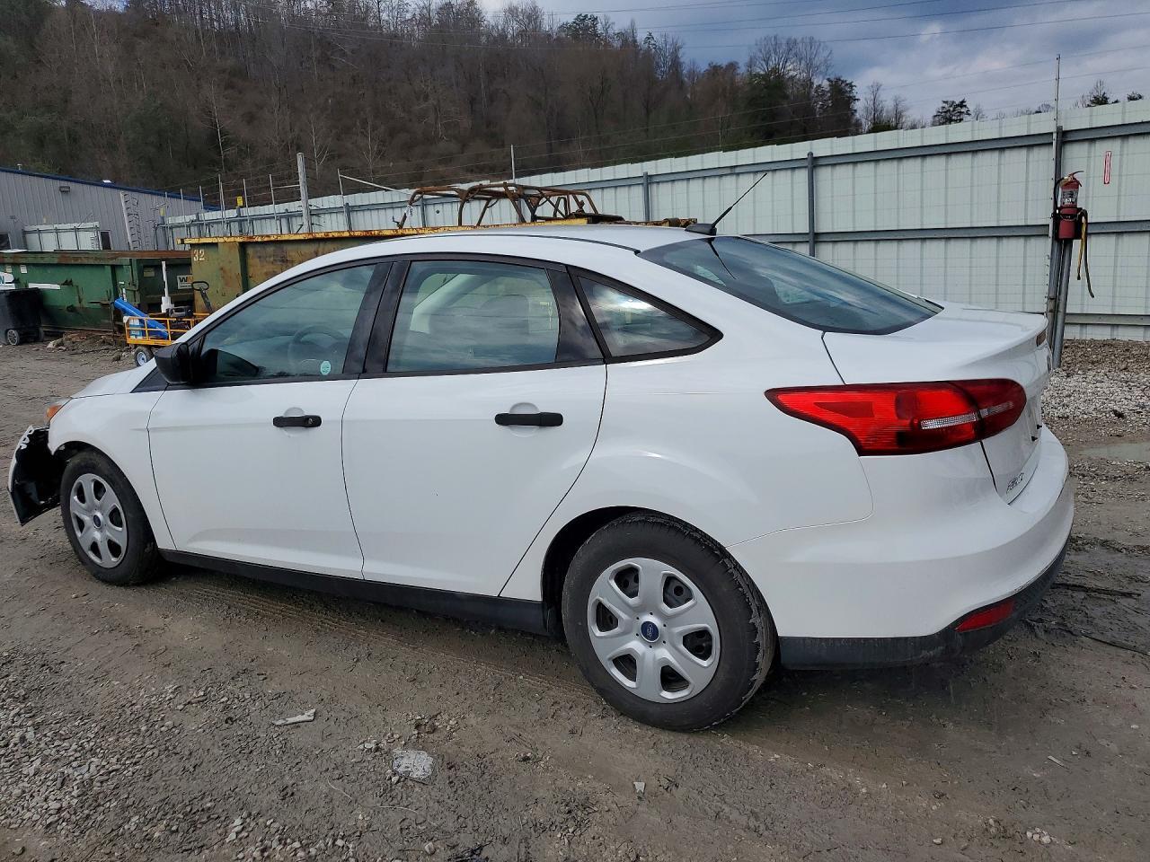 2018 Ford Focus s