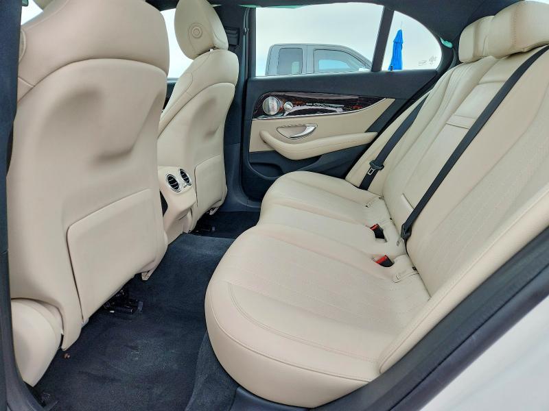 2019 Mercedes-Benz E 300