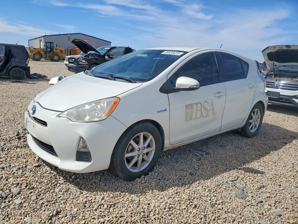 2014 Toyota Prius c Three