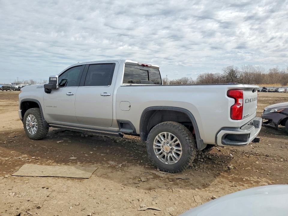 2022 Chevrolet Silverado K2500 High Country