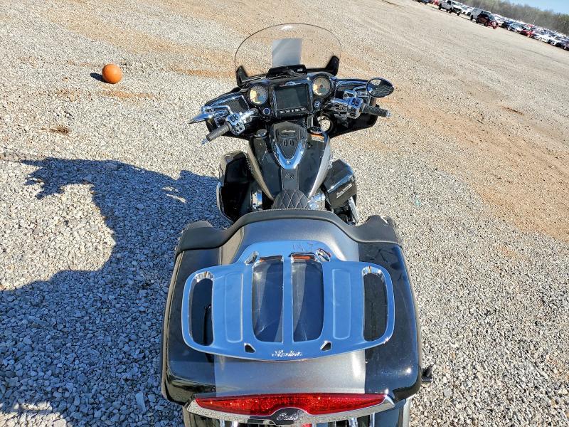 2025 Indian Motorcycle Co. Roadmaster Powerband Audio