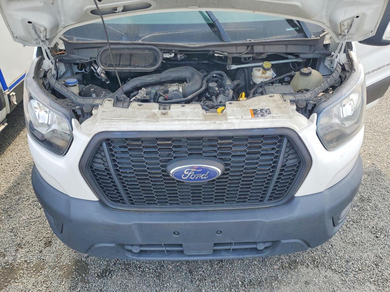 2020 Ford Transit Delivery Truck