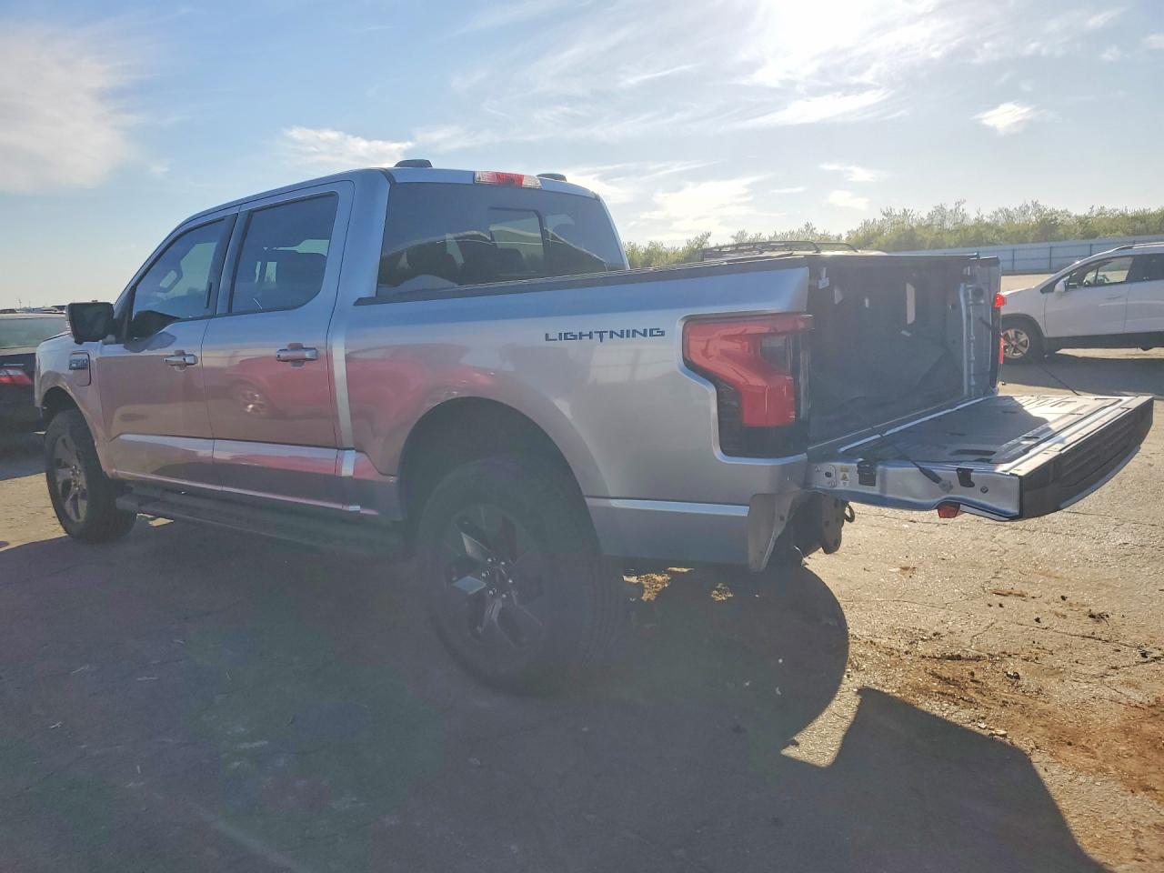 2025 Ford F150 Lightning Lariat