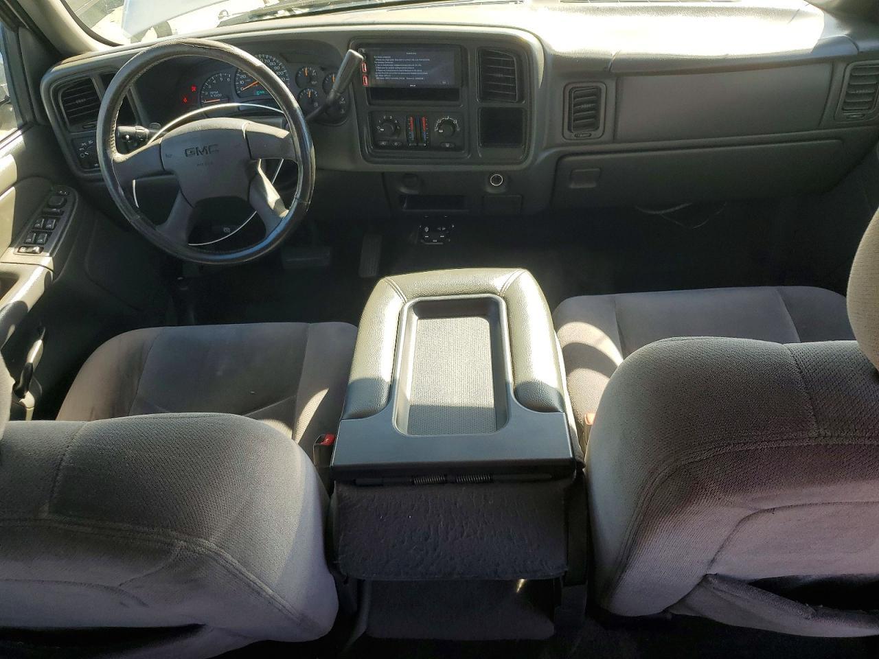 2005 GMC New Sierra C1500