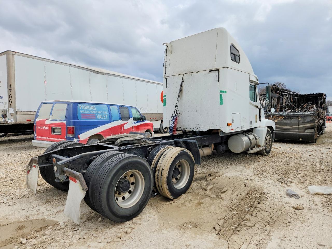 1998 Freightliner Convention-Semi Truck