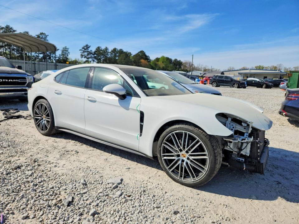 2019 Porsche Panamera Base