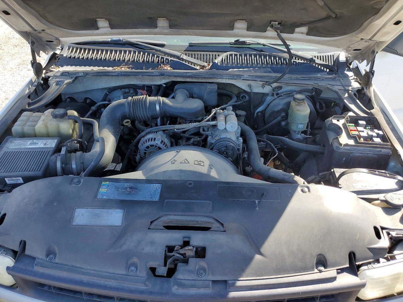 2002 Chevrolet Silverado C1500