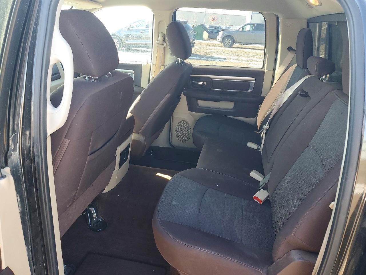 2015 Dodge RAM 1500 SLT