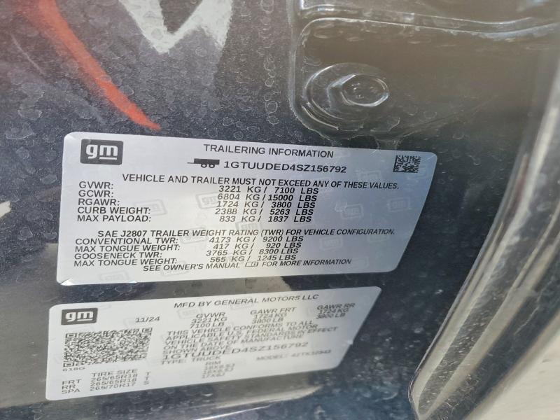 2025 GMC Sierra K1500 SLT