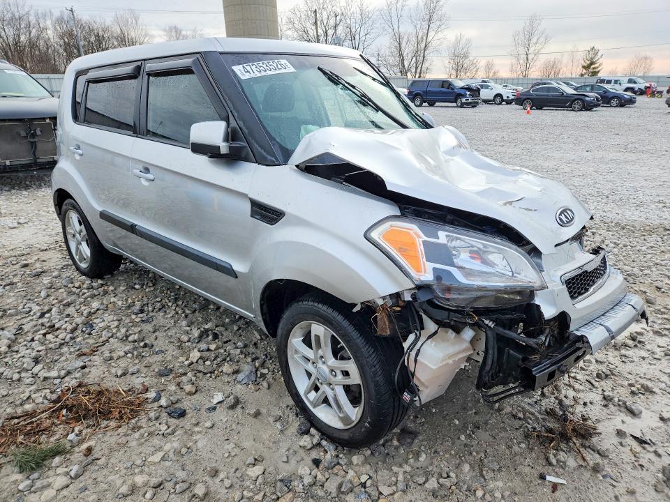 2011 KIA Soul +