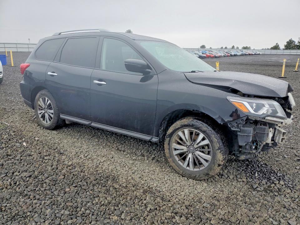 2019 Nissan Pathfinder sv