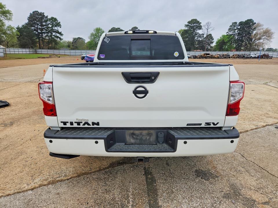 2019 Nissan Titan SV