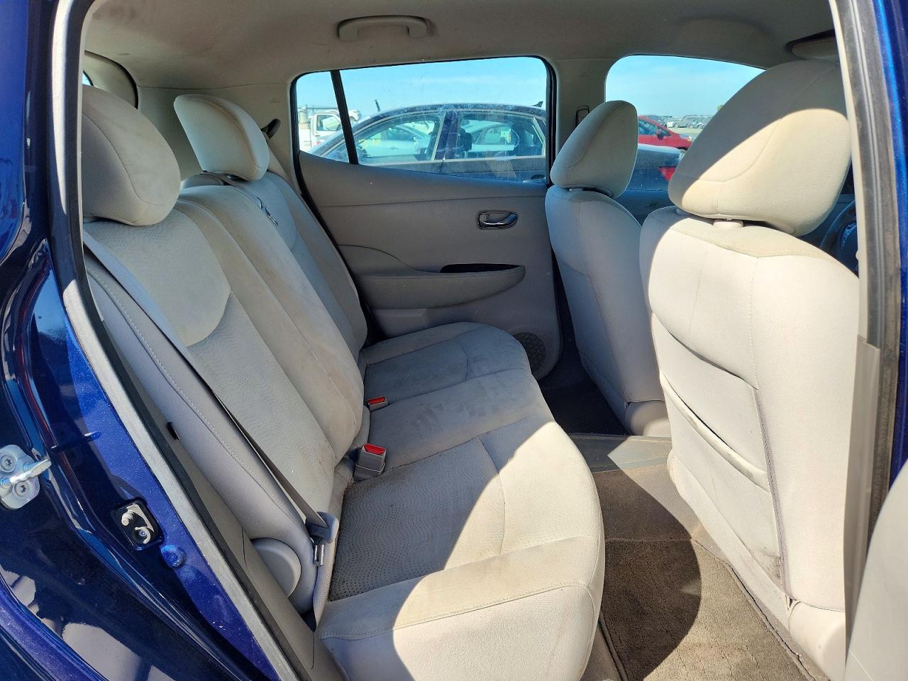 2016 Nissan Leaf S-30