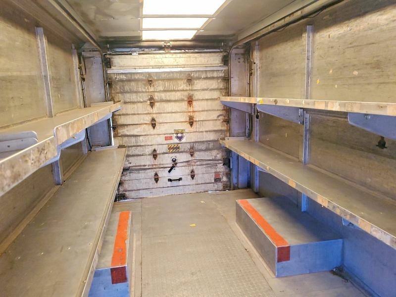 1999 Freightliner MT45 Chassis Delivery Truck