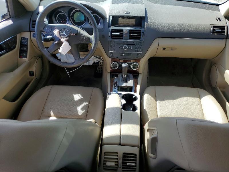 2011 Mercedes-Benz C300