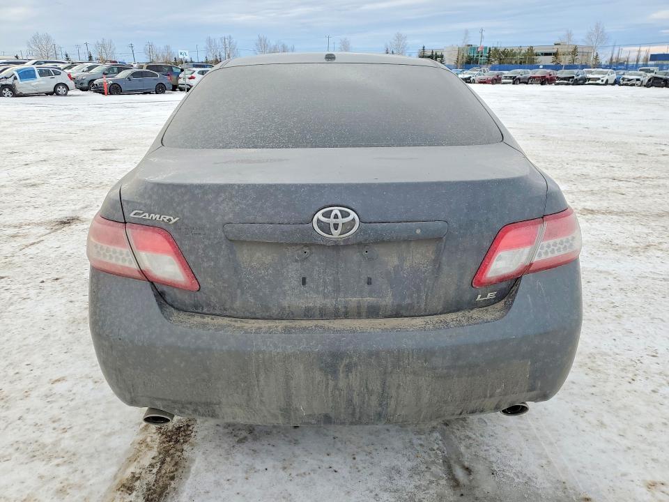 2011 Toyota Camry le V6