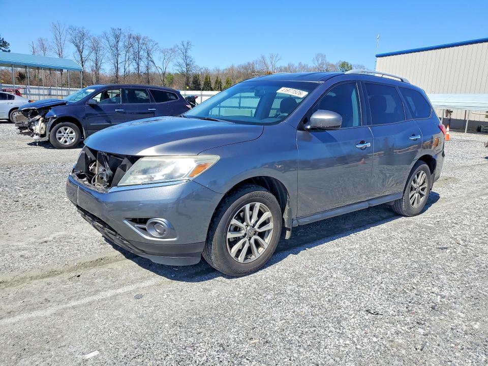 2015 Nissan Pathfinder s