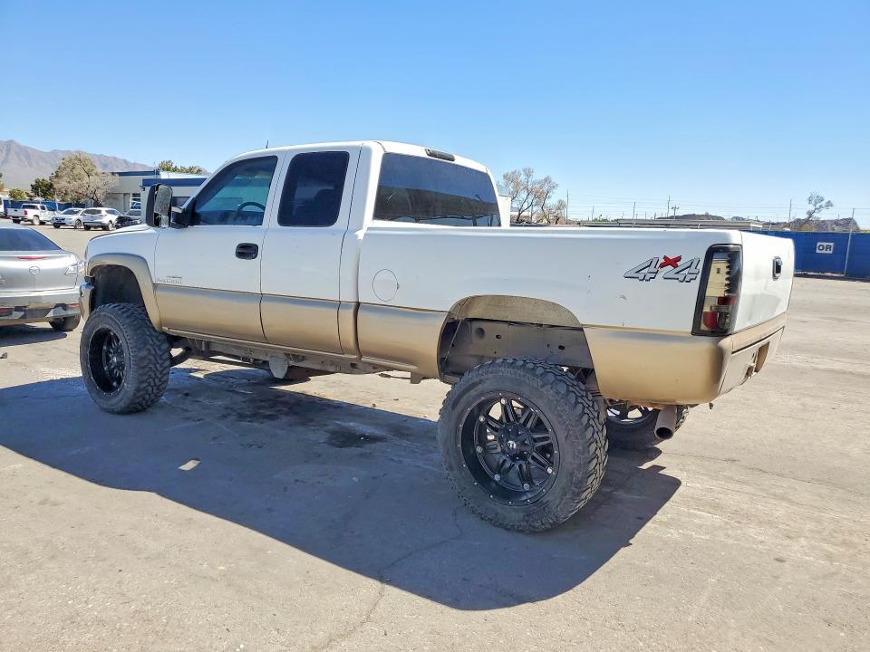 2004 GMC Sierra K2500 Heavy Duty