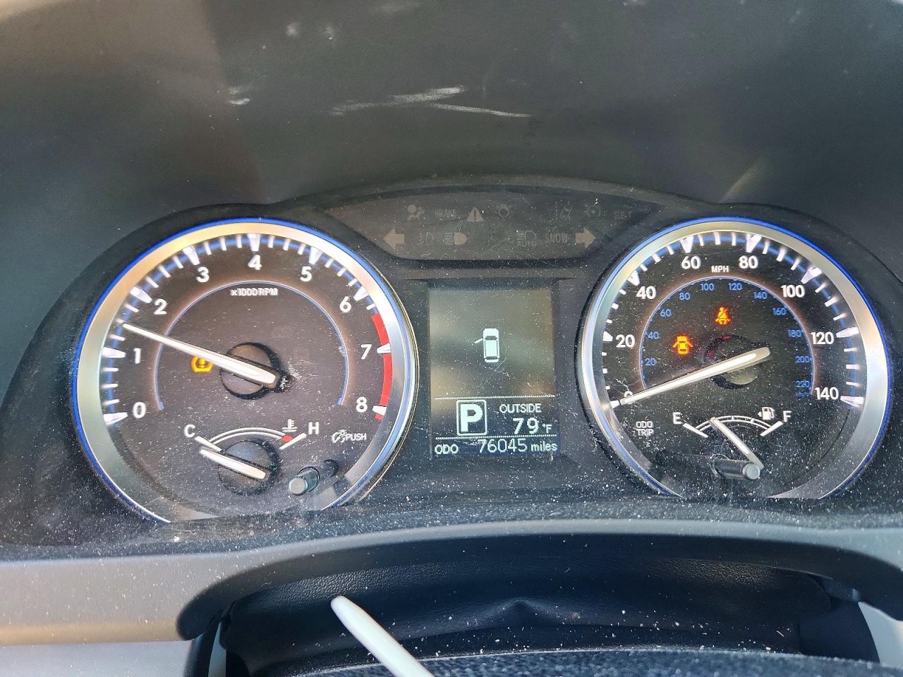 2015 Toyota Highlander le Plus