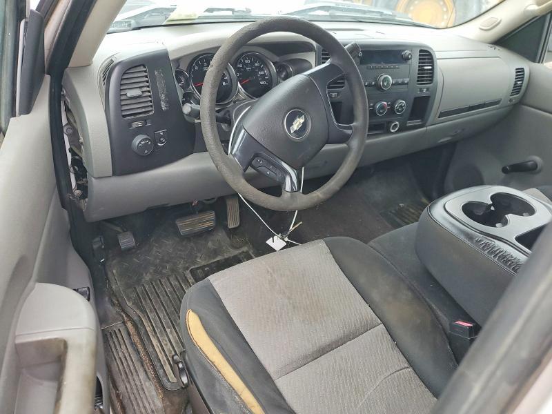 2007 Chev Rolet Silverado LT Flatbed Truck