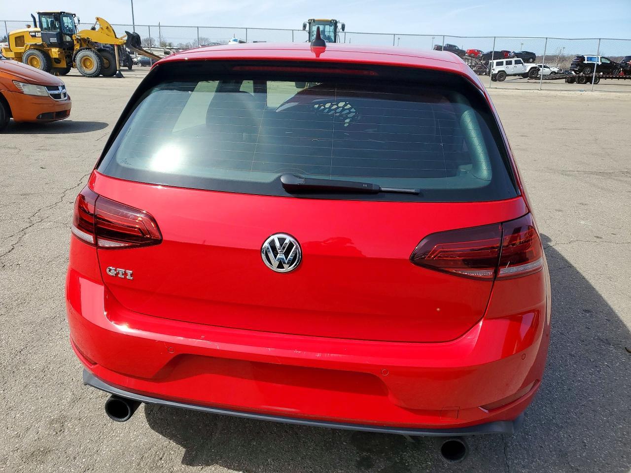 2018 Volkswagen Gti s
