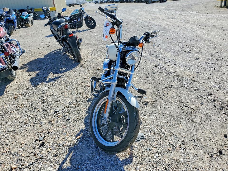 2013 Harley-Davidson XL883 Superlow