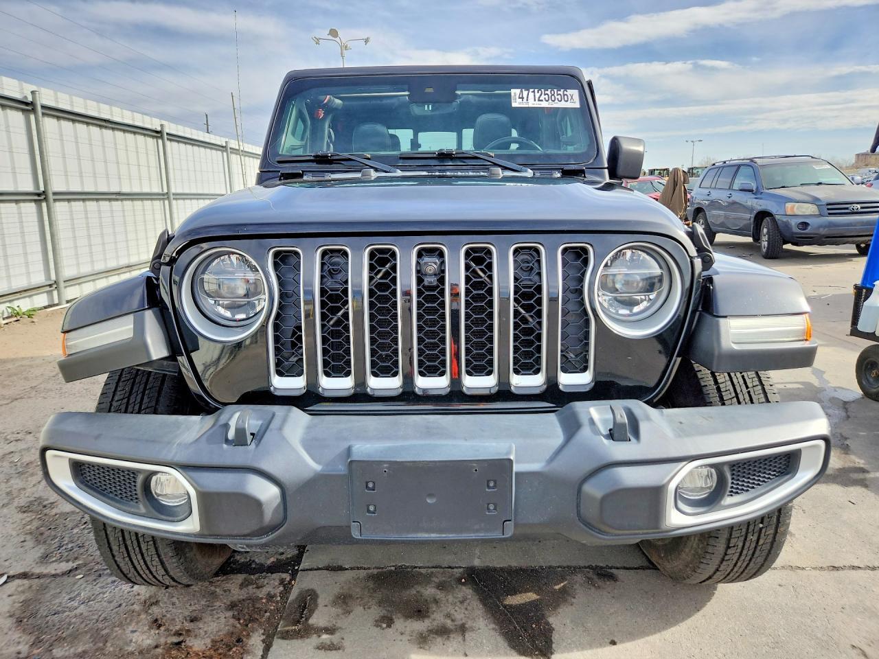 2021 Jeep Gladiator Overland