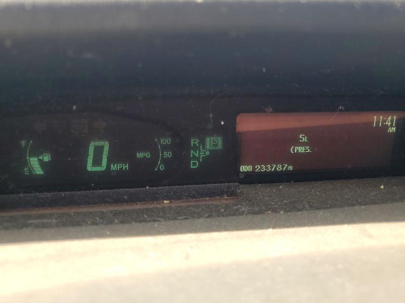 2010 Toyota Prius iii