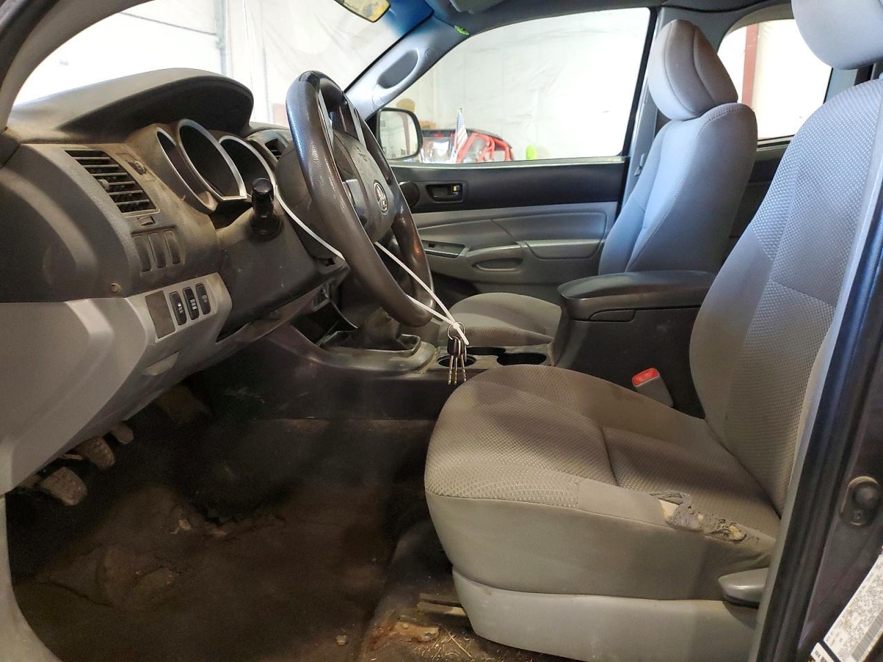 2013 Toyota Tacoma Base