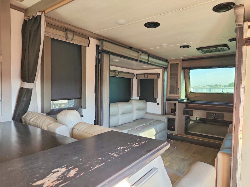 2022 Montana 2004 Keystone Montana Camper