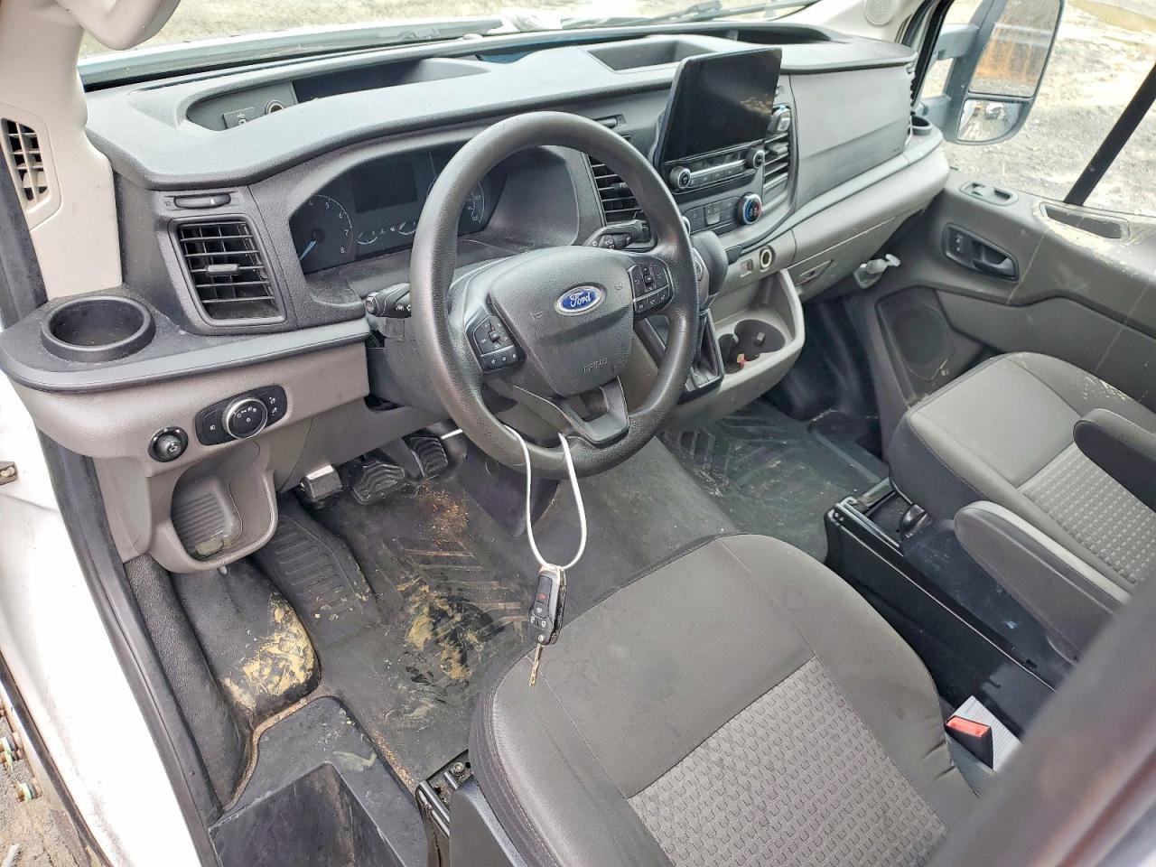 2020 Ford Transit BOX Truck