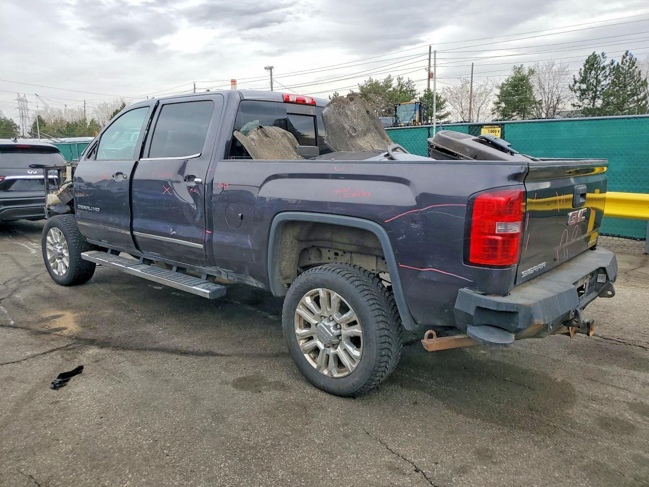 2016 GMC Sierra K2500 Denali